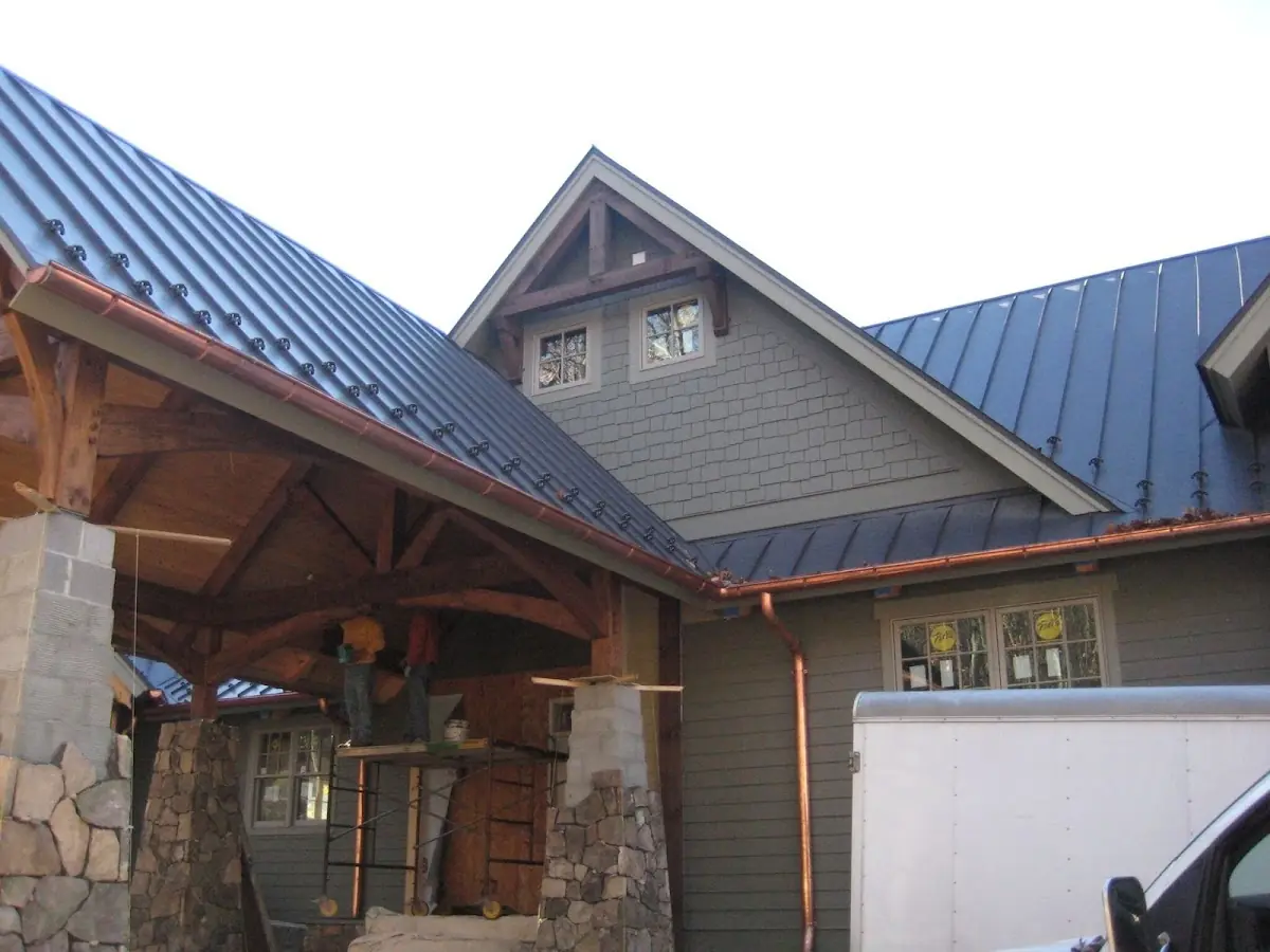 Craftsman Roofing team delivering quality roofing work in Beltway Commerce Center